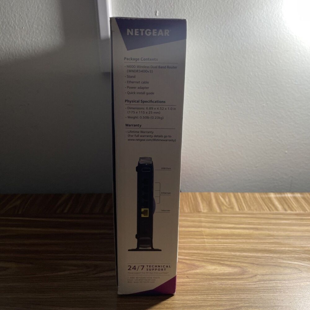 Netgear N600 Wireless Dual Band Router NEW - Picture 4 of 4
